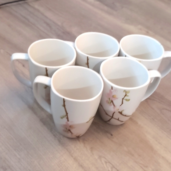 Set of 5 Correlle coordinates vintage mugs - Picture 1 of 4